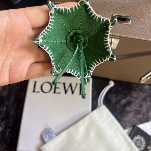 Loewe Varsity Puzz Charm in Calfskin Leather NEW 10th Years Edition Gift Green - Picture 6 of 7